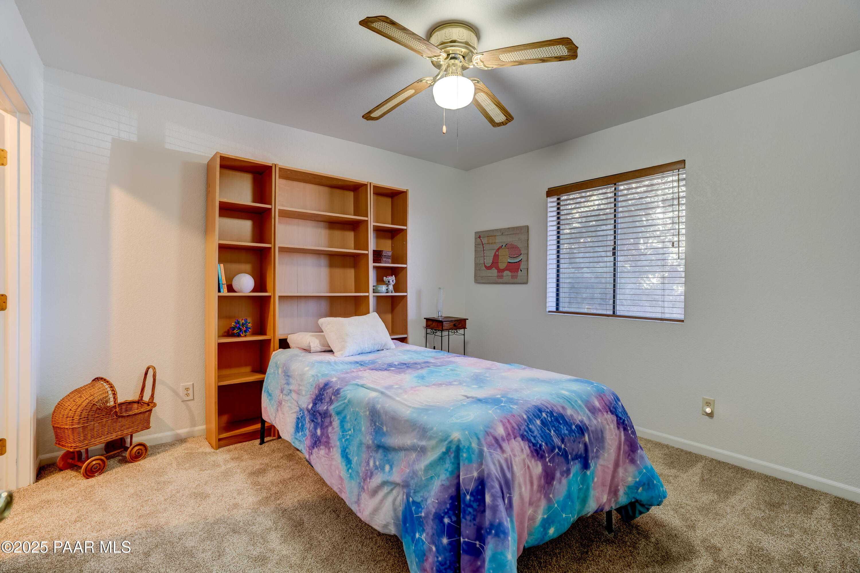 10825 East Turquoise Circle Dewey, AZ 86327 - Photo 18 of 46 Guest Bedroom 1