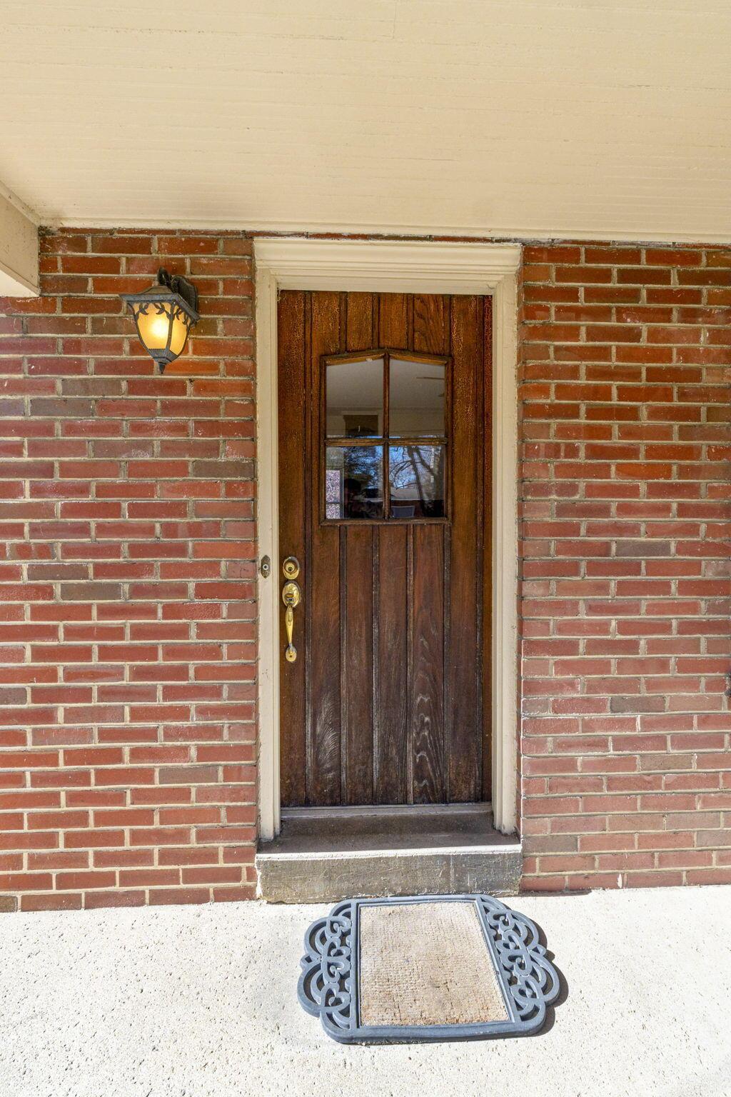 4419 Reed Road Columbus, OH 43220 - Photo 4 of 43 4419 Reed Rd (Exterior)-9