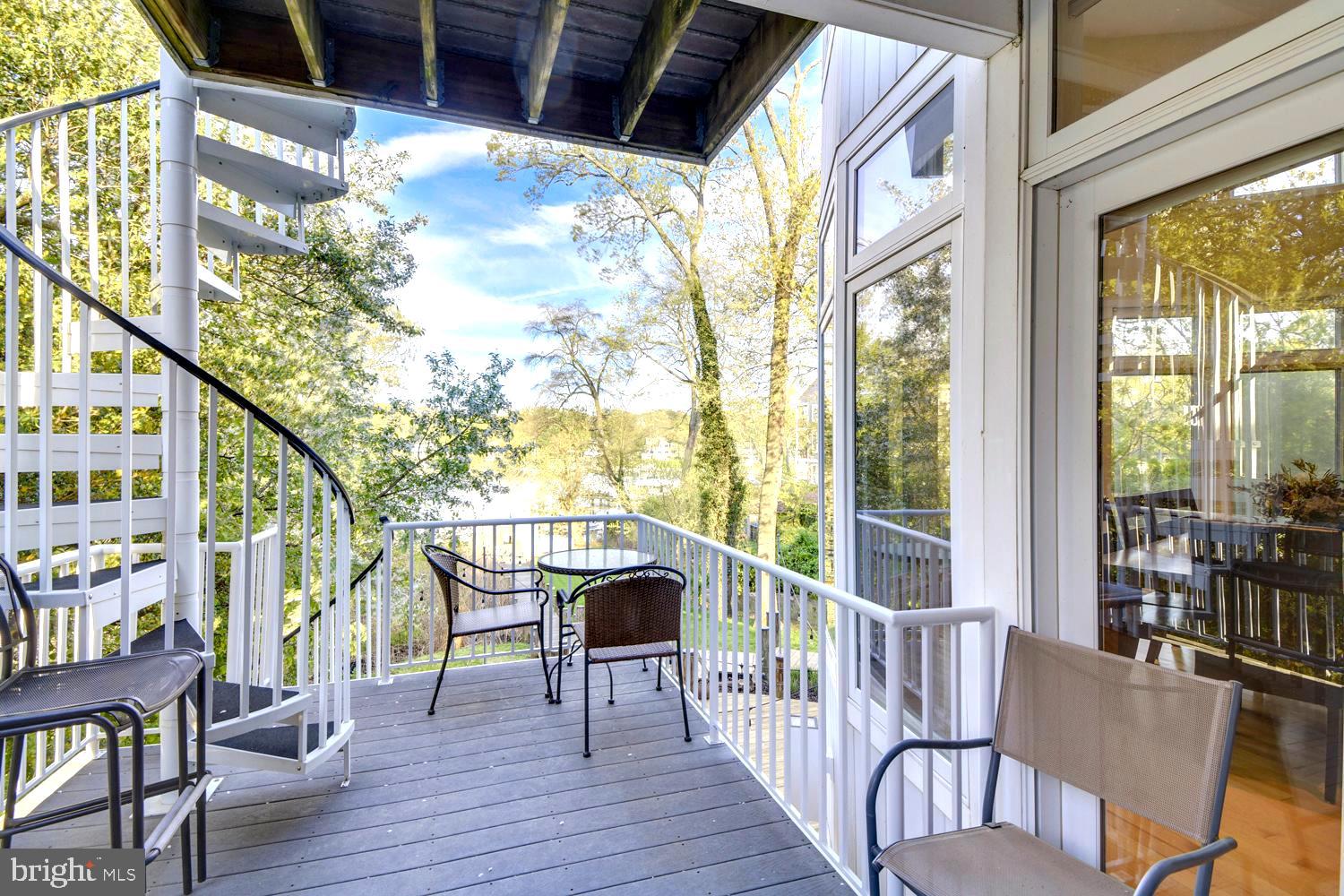 137 Inverness Road Severna Park, MD 21146 - Photo 23 of 46 a view of a chairs and table in the balcony
