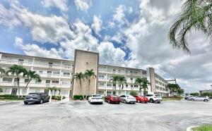 1083 Guildford East Boca Raton, FL 33434 - Photo 1 of 35 Guildford E