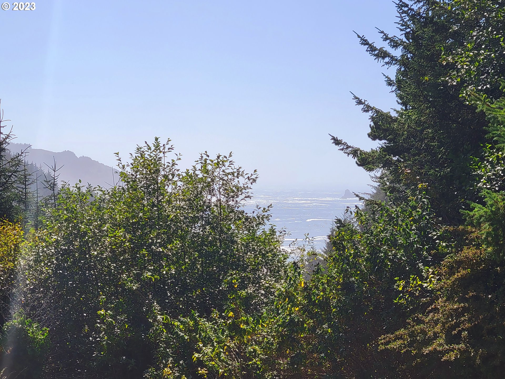 19921 Whaleshead Road, Unit OV8 Brookings, OR 97415 - Photo 32 of 48 a view of a city