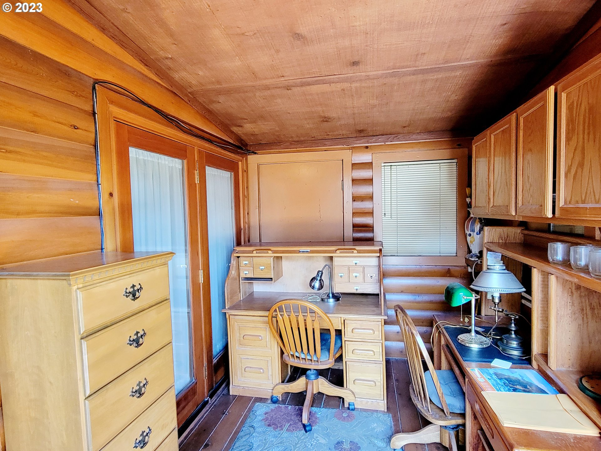 19921 Whaleshead Road, Unit OV8 Brookings, OR 97415 - Photo 41 of 48 a view of a room with furniture and a window
