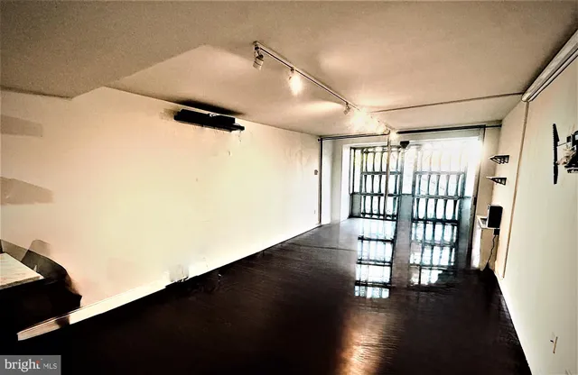 $1,700 | 1311 Delaware Avenue Southwest, Unit S336, Washington, DC 20024