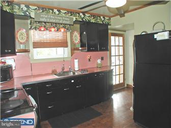 652 East Greenman Road Haddon Township, NJ 08033 - Photo 4 of 12 Gallery Image 4