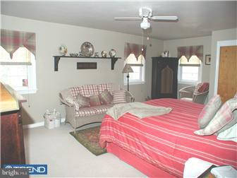 652 East Greenman Road Haddon Township, NJ 08033 - Photo 6 of 12 Gallery Image 6