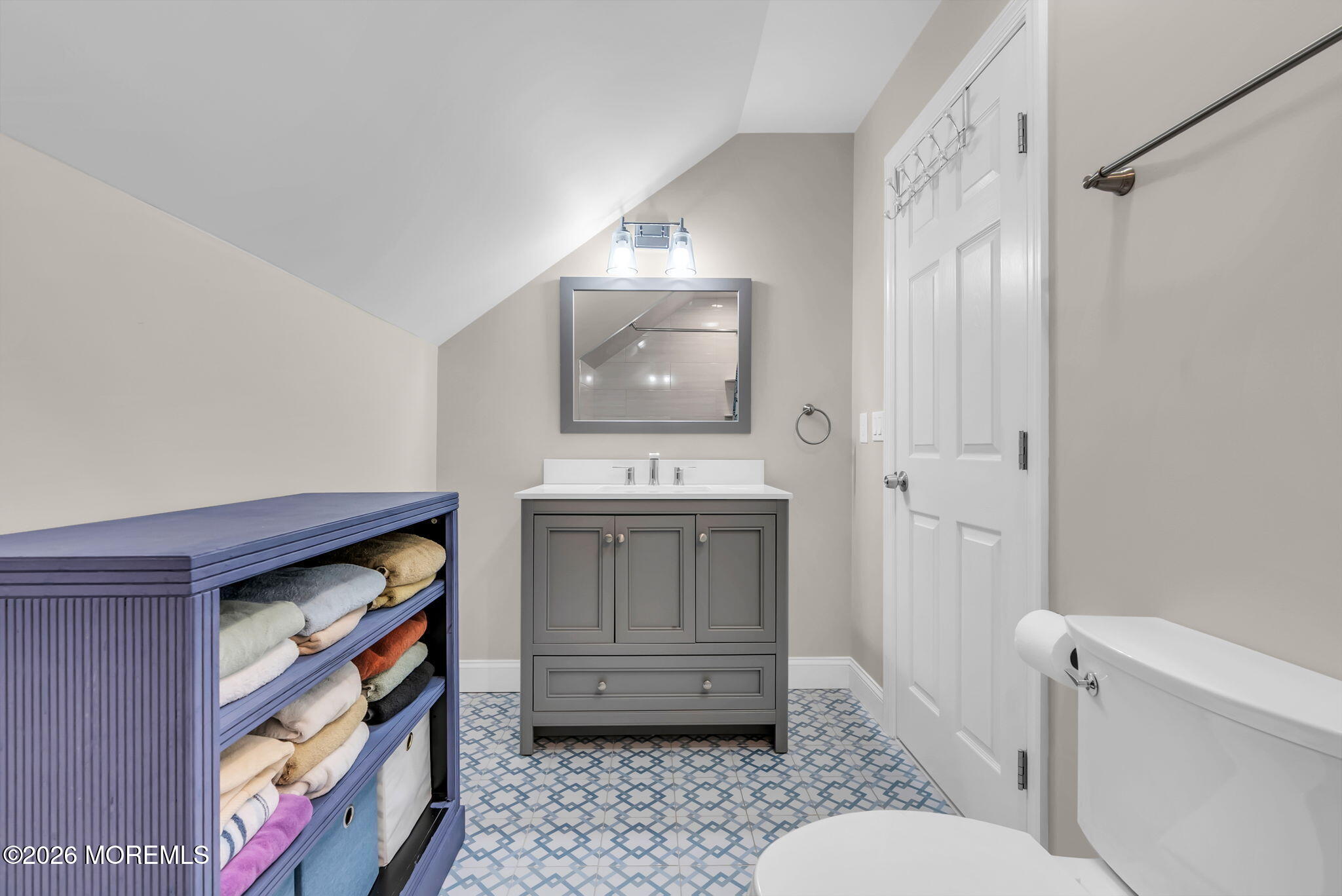 510 Bayview Drive Toms River, NJ 08753 - Photo 31 of 62 2nd Floor Hall Bath