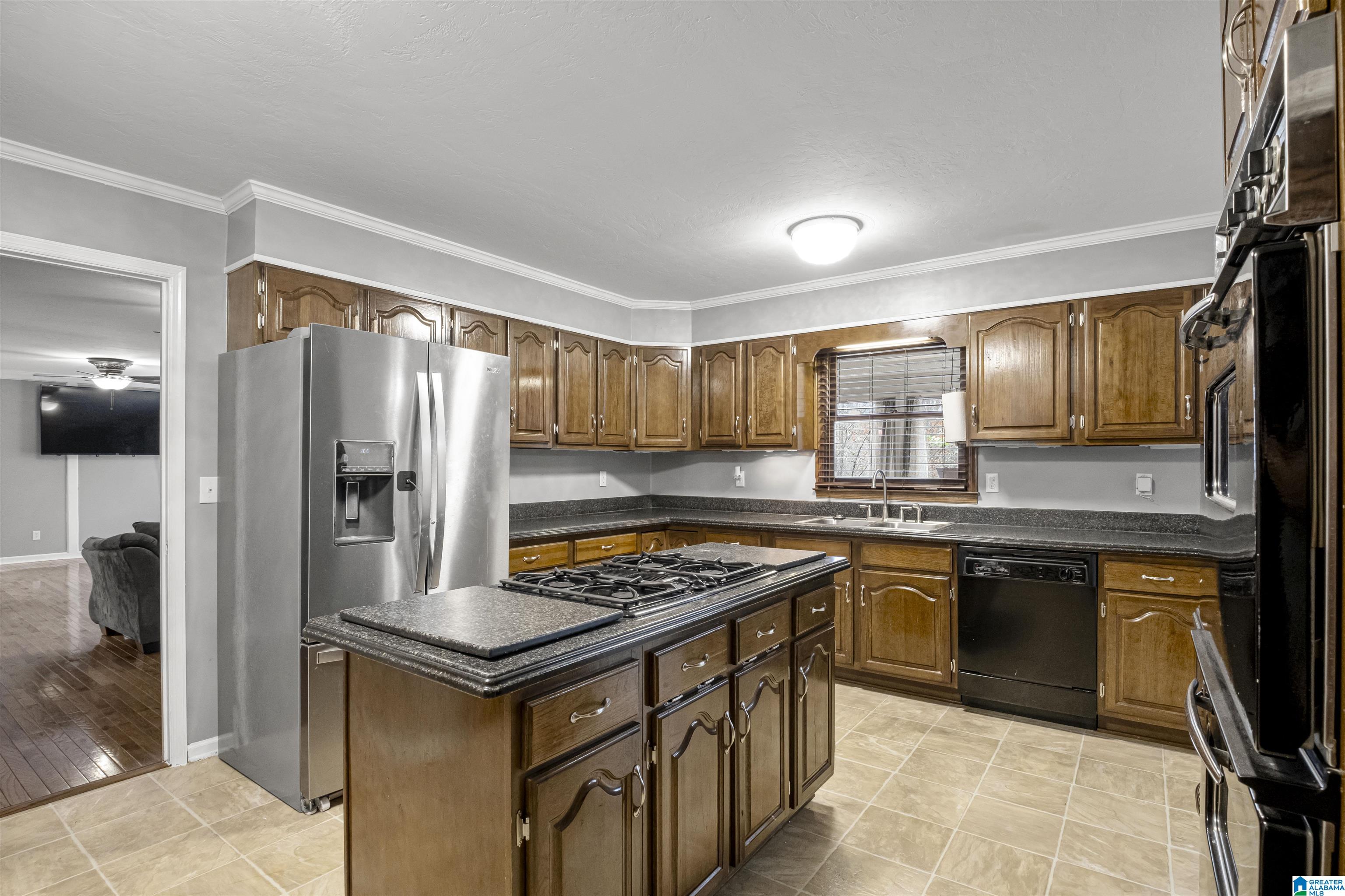 2101 Hathaway Heights Road Anniston, AL 36207 - Photo 12 of 35