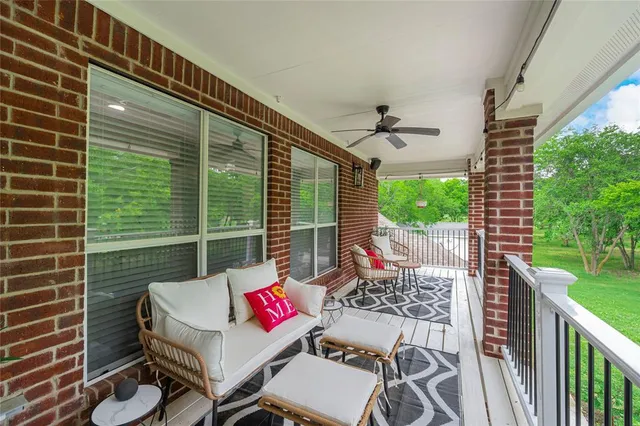 $649,000 | 135 Kirkpatrick Road, Ennis, TX 75119