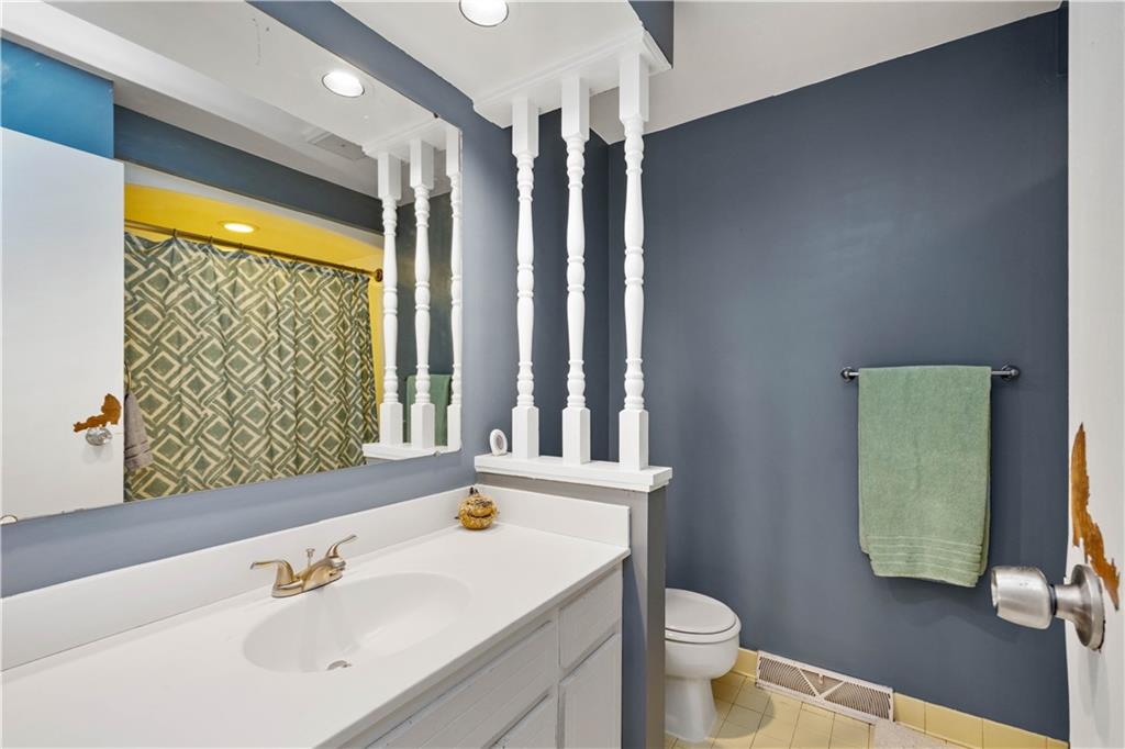 2595 Old Washington Road Pittsburgh, PA 15241 - Photo 13 of 20 Gallery Image 13