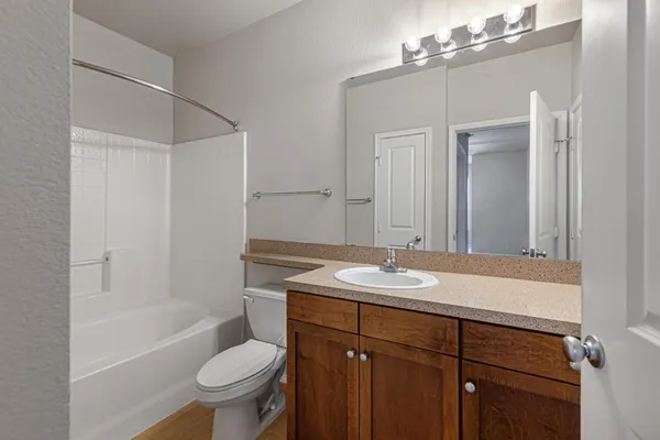 $274,900 | 13570 Technology Dr., Unit 2106, Eden Prairie, MN 55344