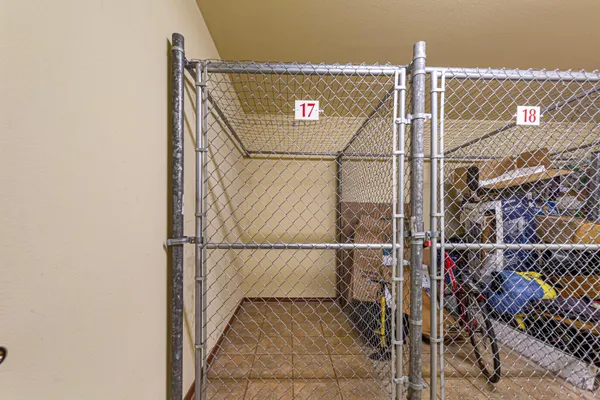 $274,900 | 13570 Technology Dr., Unit 2106, Eden Prairie, MN 55344