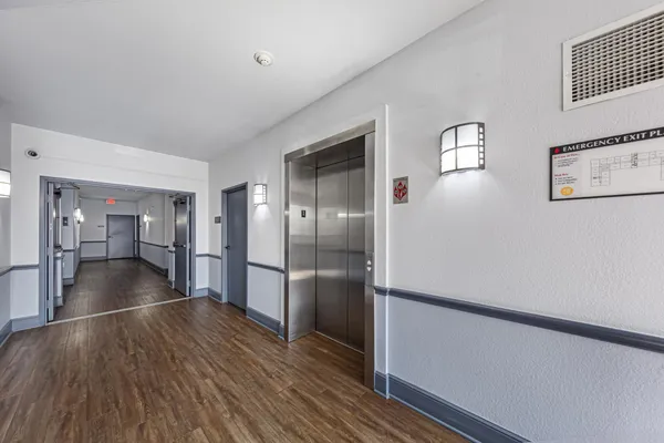 $274,900 | 13570 Technology Dr., Unit 2106, Eden Prairie, MN 55344