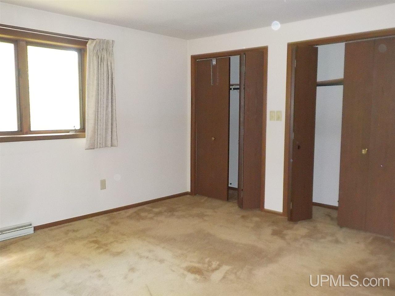 128 Anderson Road Iron River, MI 49935 - Photo 6 of 36 Gallery Image 6
