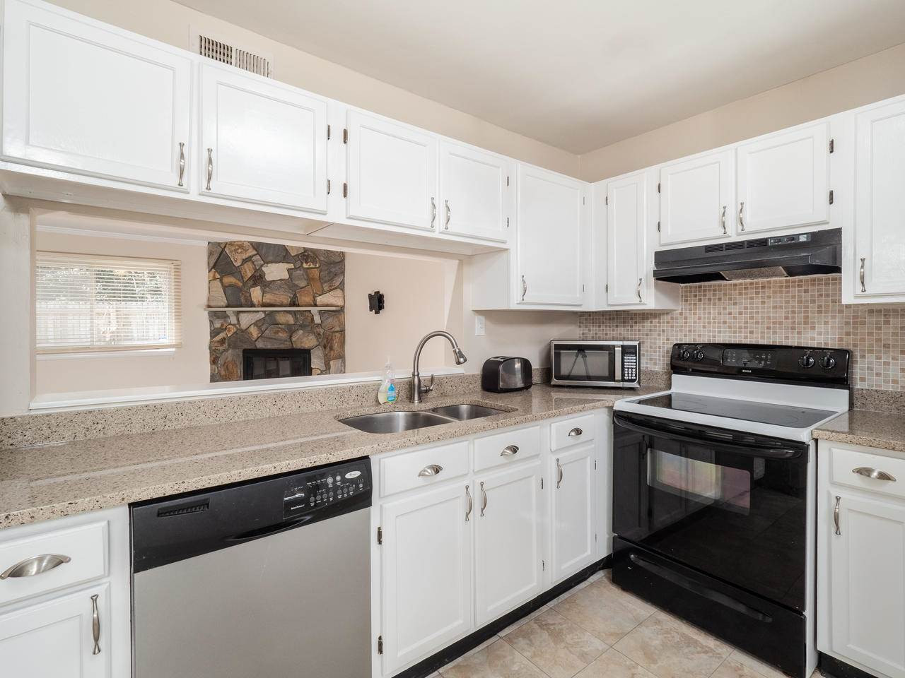 7719 Ohmann Court Raleigh, NC 27615 - Photo 6 of 30 Photo 6