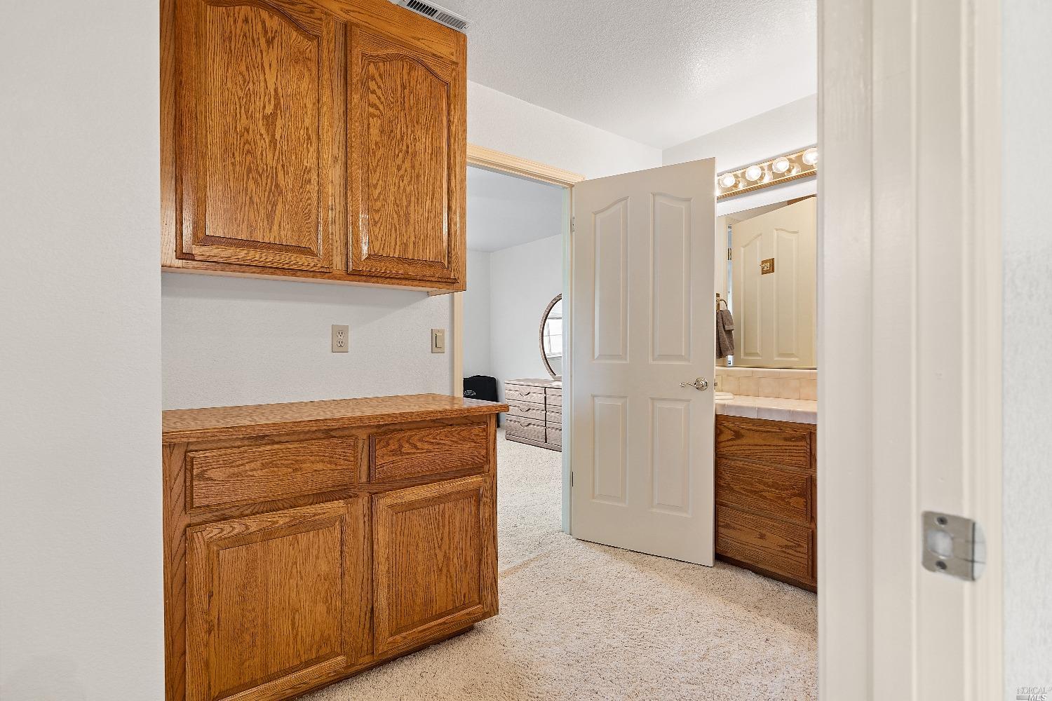 3525 Fieldcrest Avenue Fairfield, CA 94534 - Photo 26 of 31 a view of cabinets and window