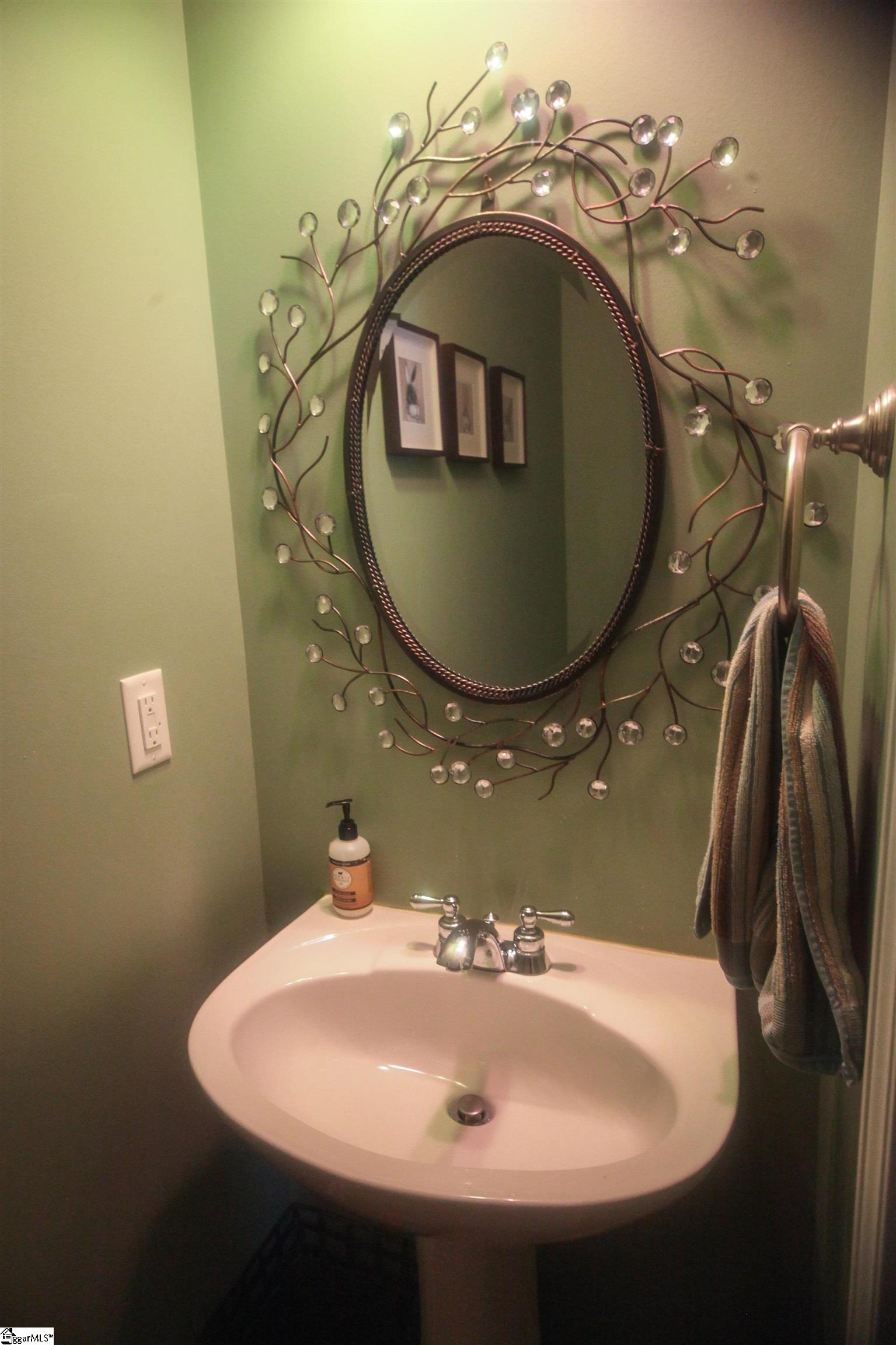 35 Buckhannon Road Greenville, SC 29607 - Photo 17 of 31