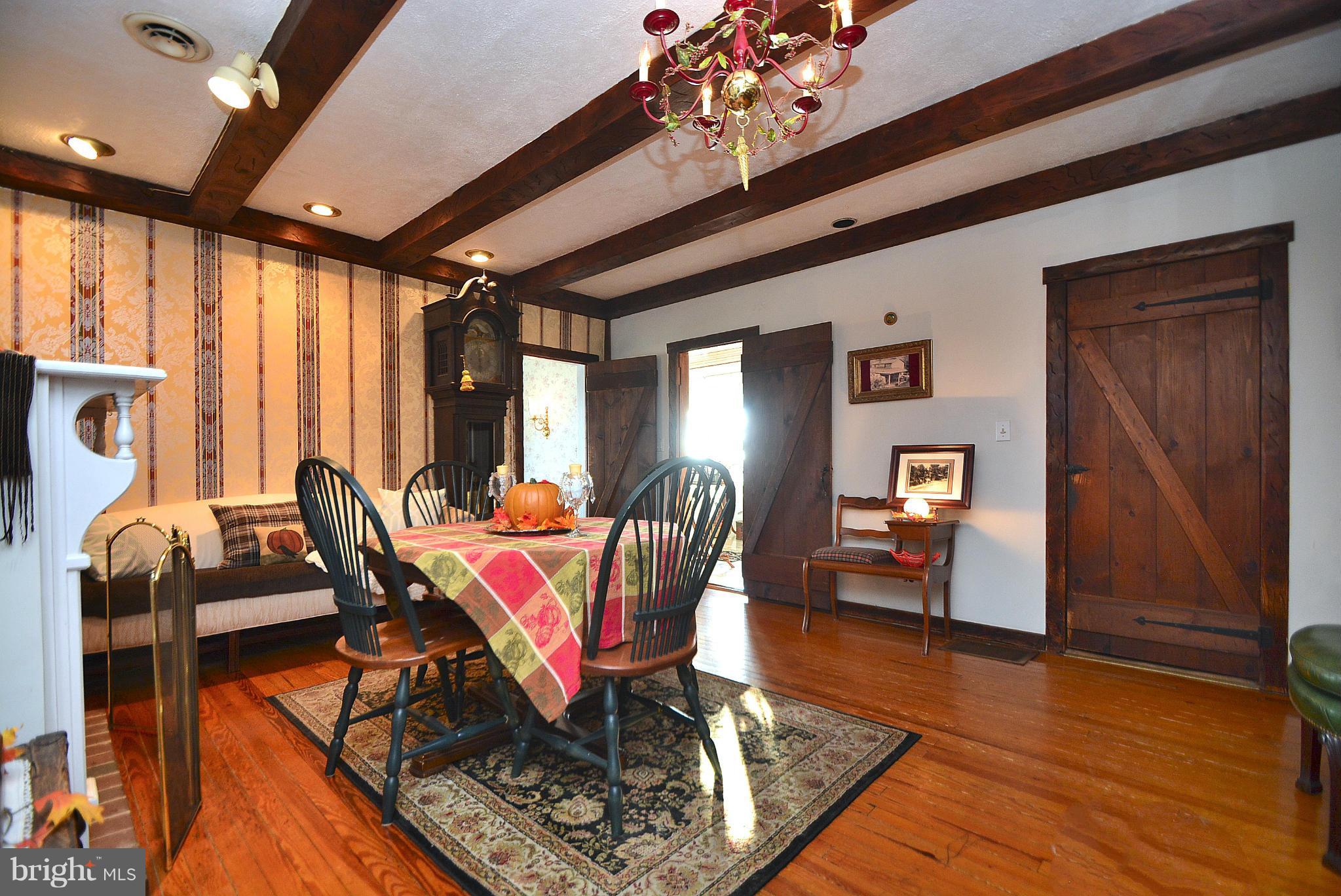 2110 Riverview Road Baltimore, MD 21221 - Photo 11 of 30 Dining Room