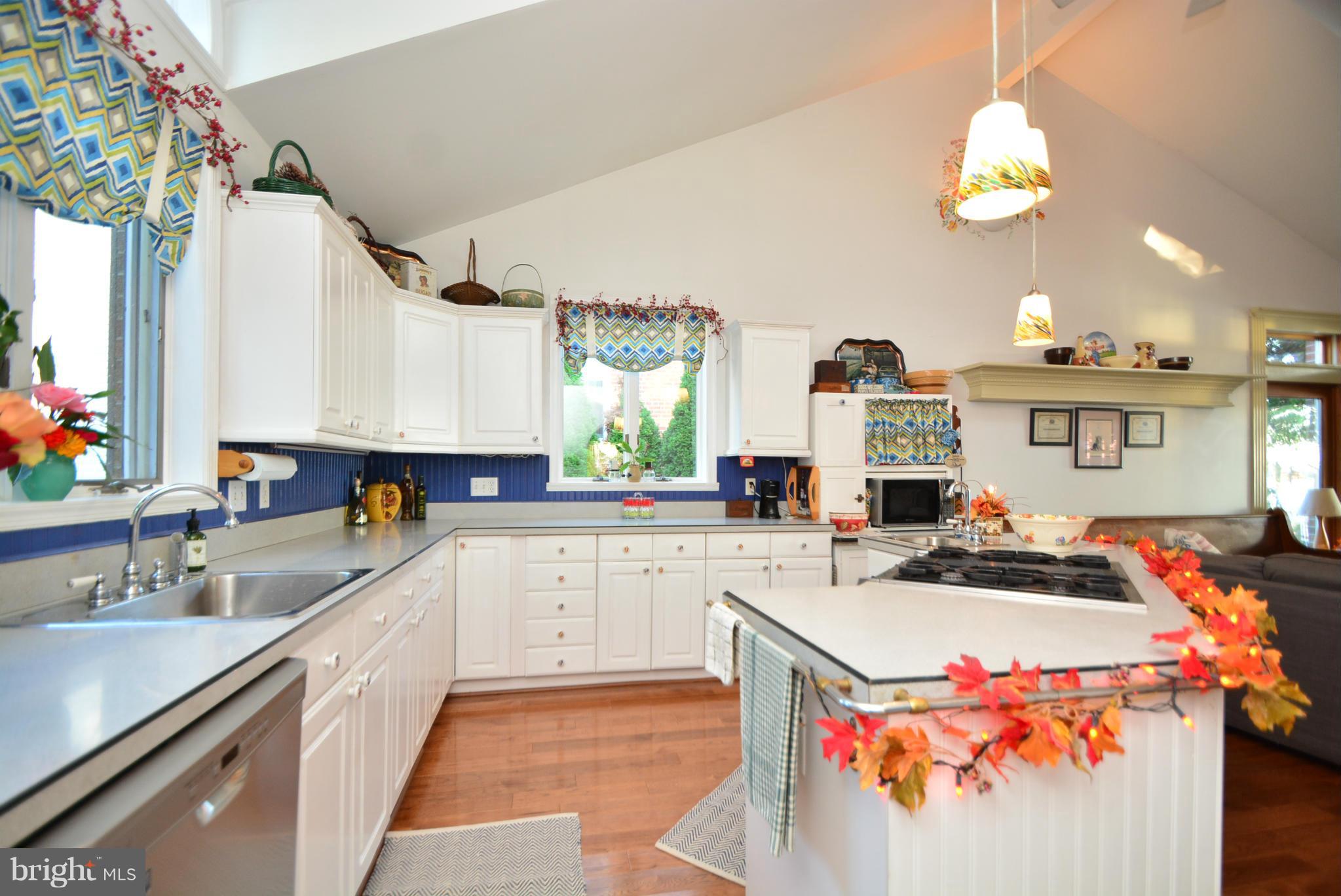 2110 Riverview Road Baltimore, MD 21221 - Photo 16 of 30 Kitchen
