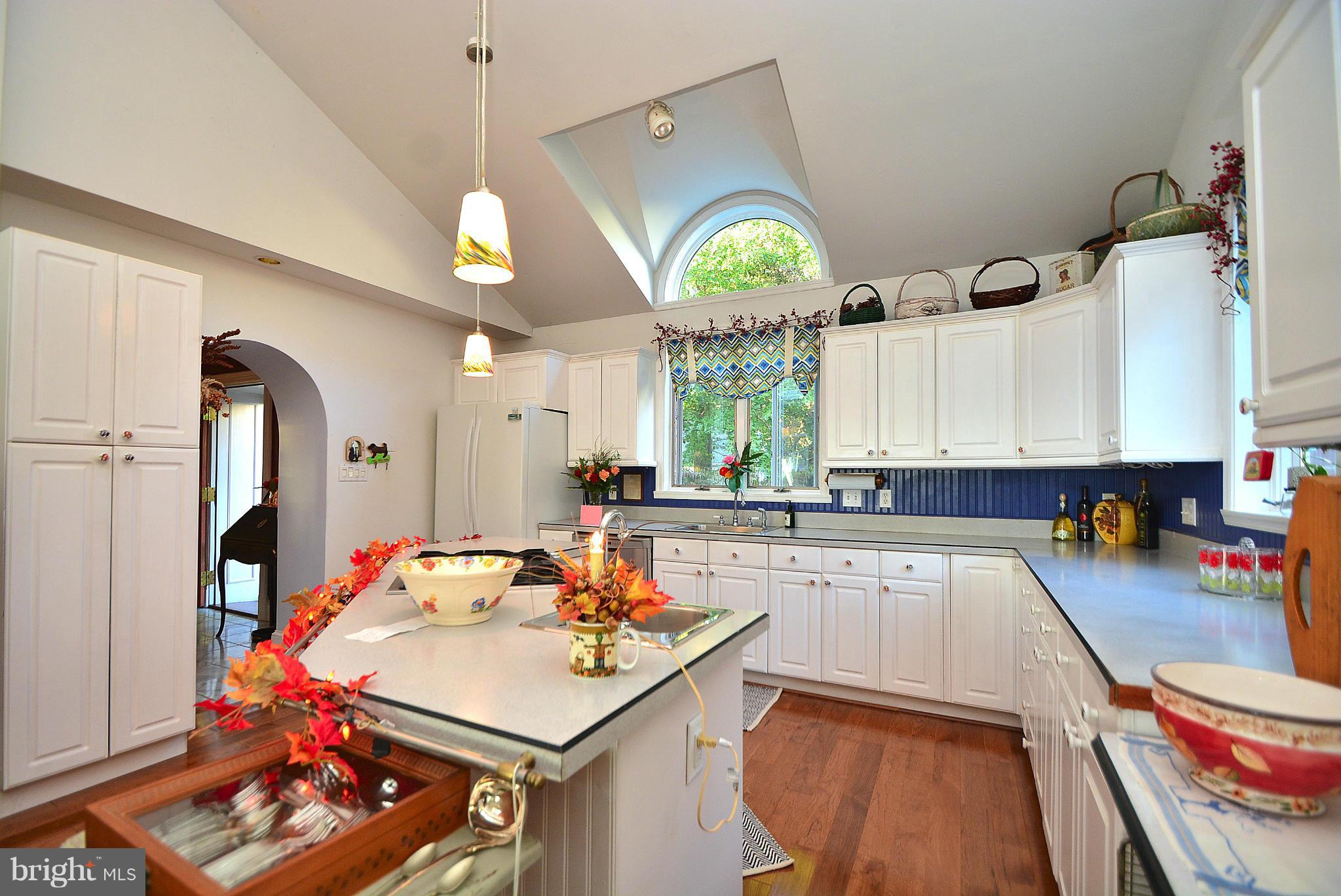 2110 Riverview Road Baltimore, MD 21221 - Photo 17 of 30 Kitchen