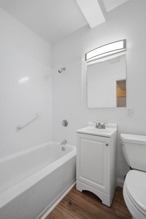 140 Chestnut Street, Unit 205 Springfield, MA 01103 - Photo 10 of 24 Gallery Image 10