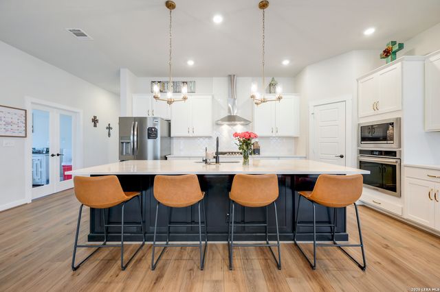 $549,900 | 1693 Hidden Fox, New Braunfels, TX 78132