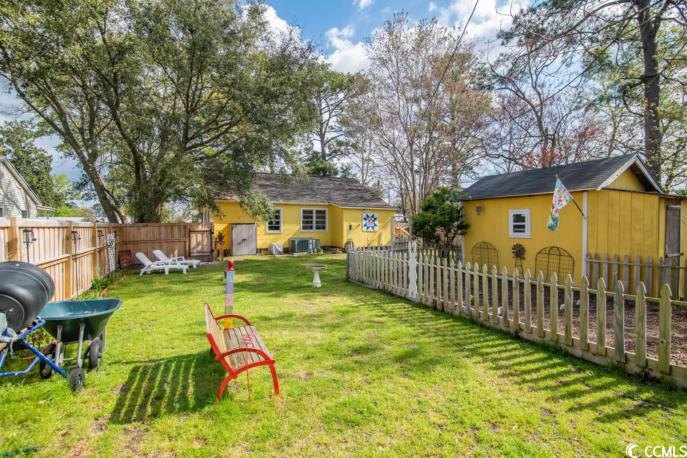 609 Britt Street Georgetown, SC 29440 - Photo 7 of 27