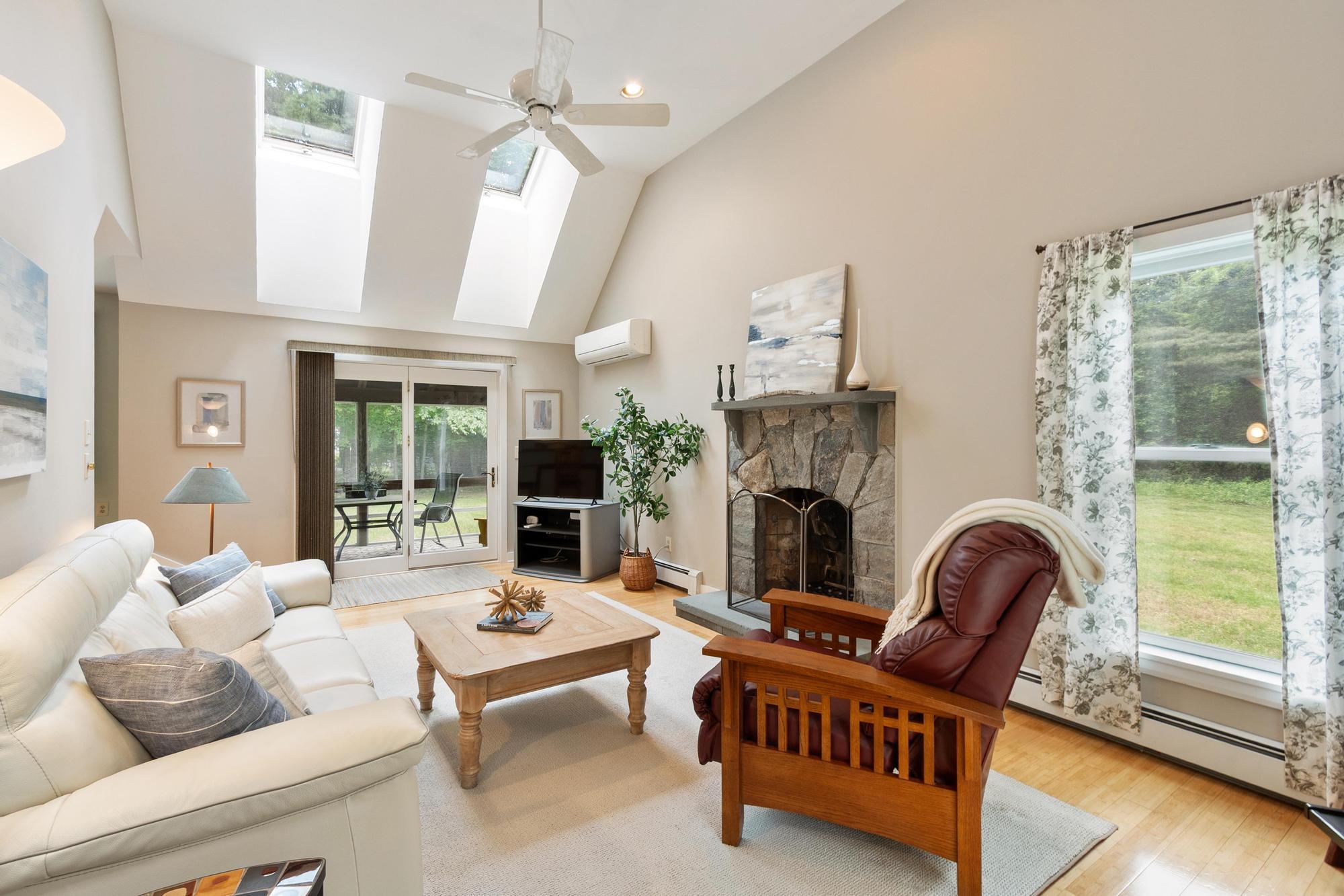 11 Rebecca Road Ogunquit, ME 03907 - Photo 5 of 38