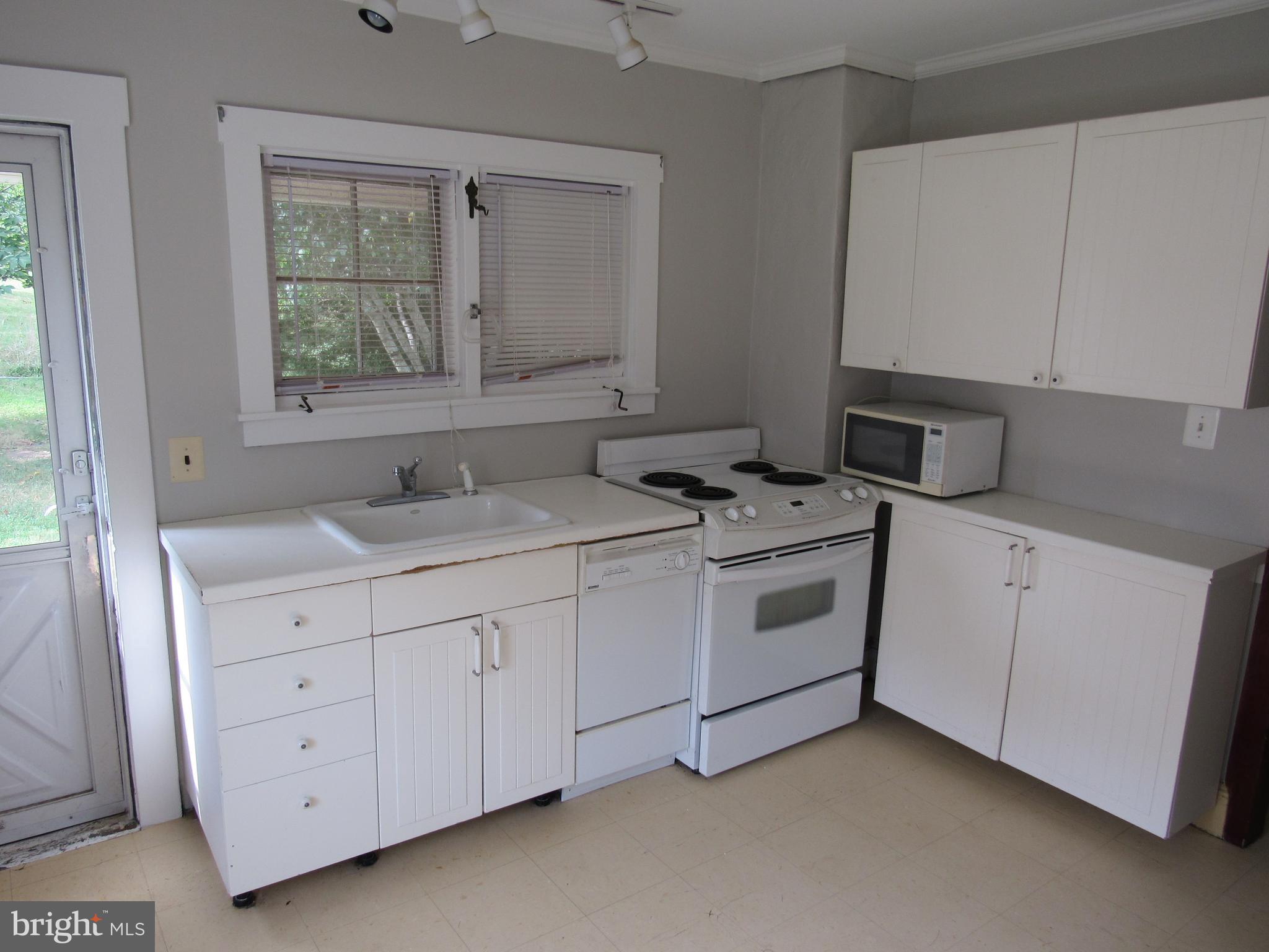 1703 Philadelphia Road Joppa, MD 21085 - Photo 24 of 41 Gallery Image 24