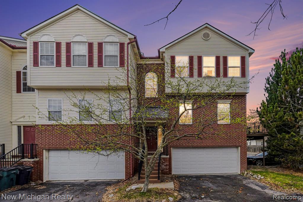 2666 Crooks Road Royal Oak, MI 48073 - Photo 1 of 26