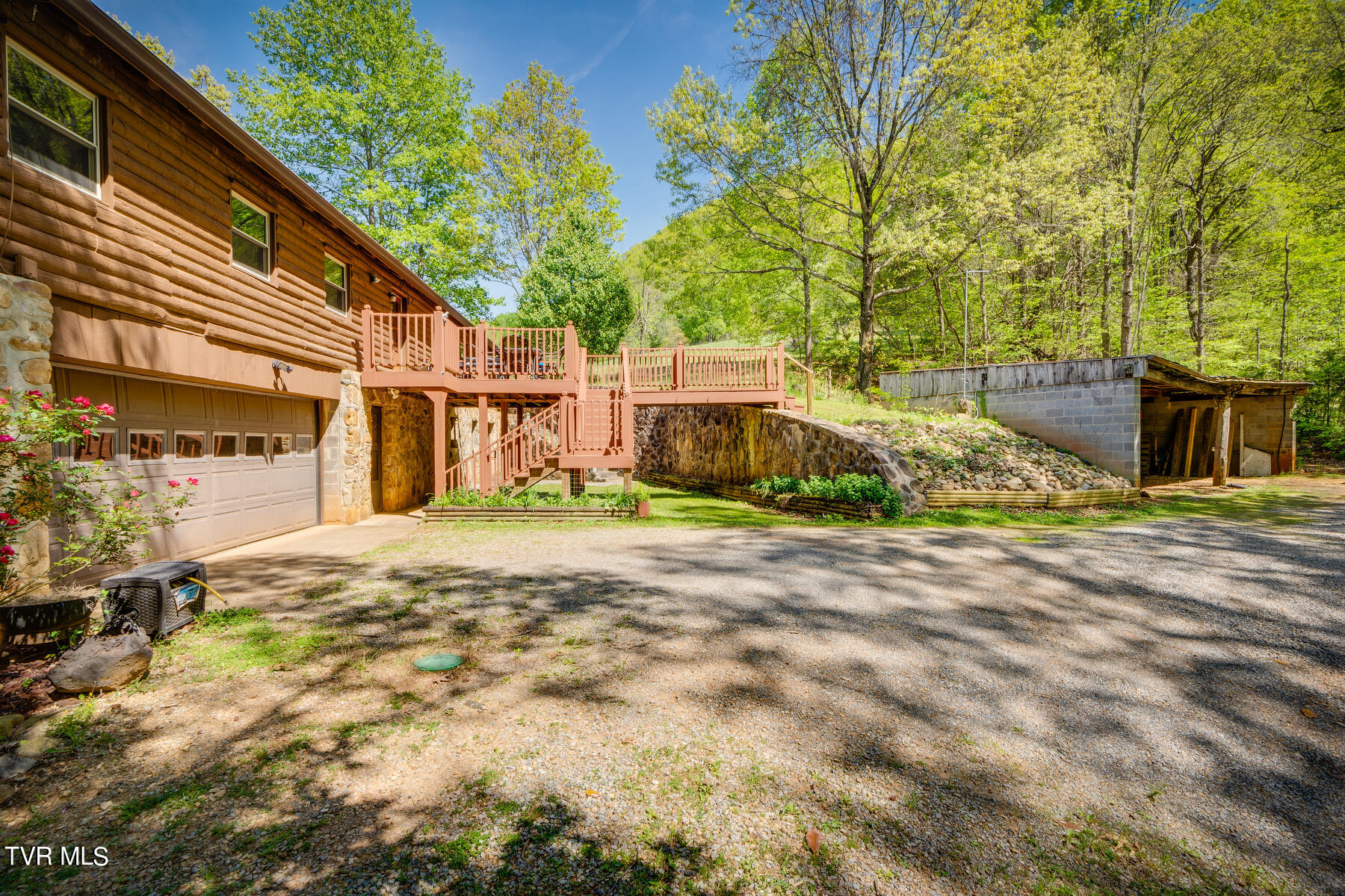 1025 Kitchen Branch Road Greeneville, TN 37743 - Photo 29 of 55 033