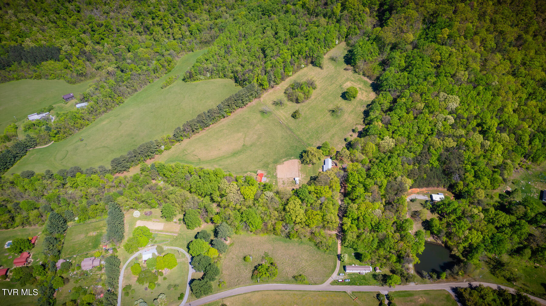 1025 Kitchen Branch Road Greeneville, TN 37743 - Photo 44 of 55 104