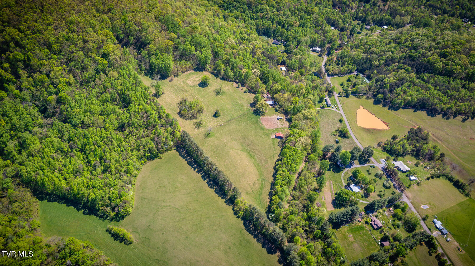 1025 Kitchen Branch Road Greeneville, TN 37743 - Photo 51 of 55 111