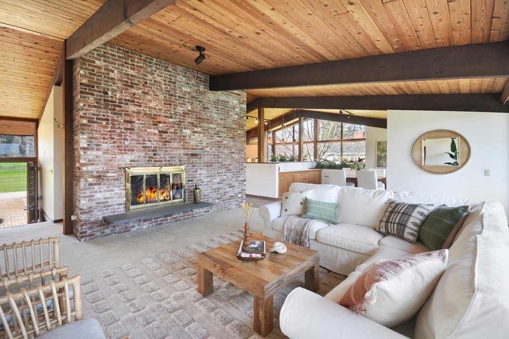 325 Pope Road Concord, MA 01742 - Photo 6 of 34