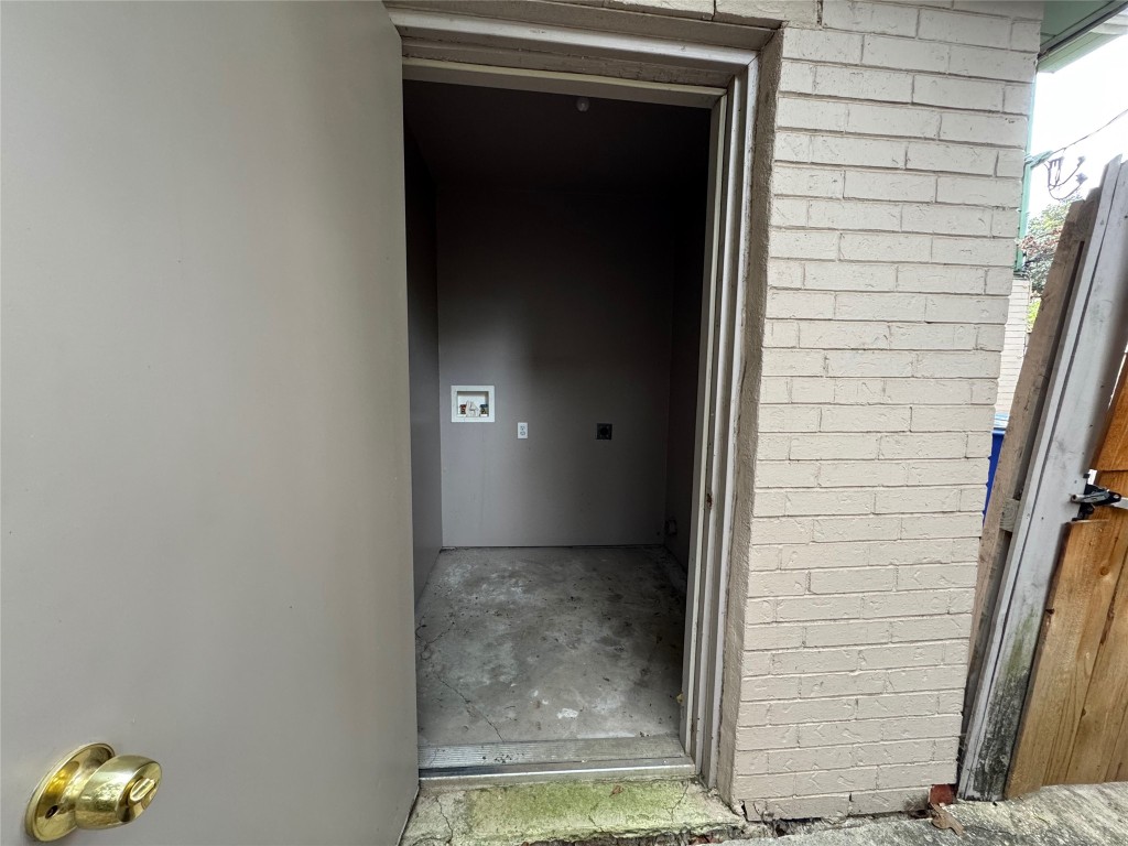 4904 West Wind Trail, Unit 102 Austin, TX 78745 - Photo 23 of 23 a view of door