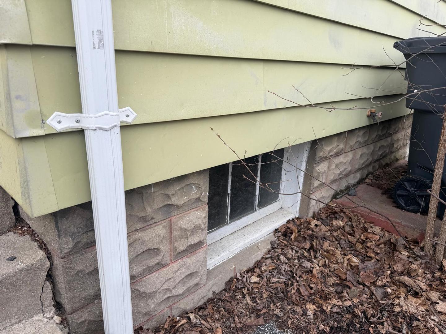 10802 West Yorkhouse Road Beach Park, IL 60087 - Photo 14 of 66 a view of a house