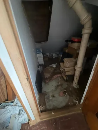 $299,999 | 10802 West Yorkhouse Road, Beach Park, IL 60087