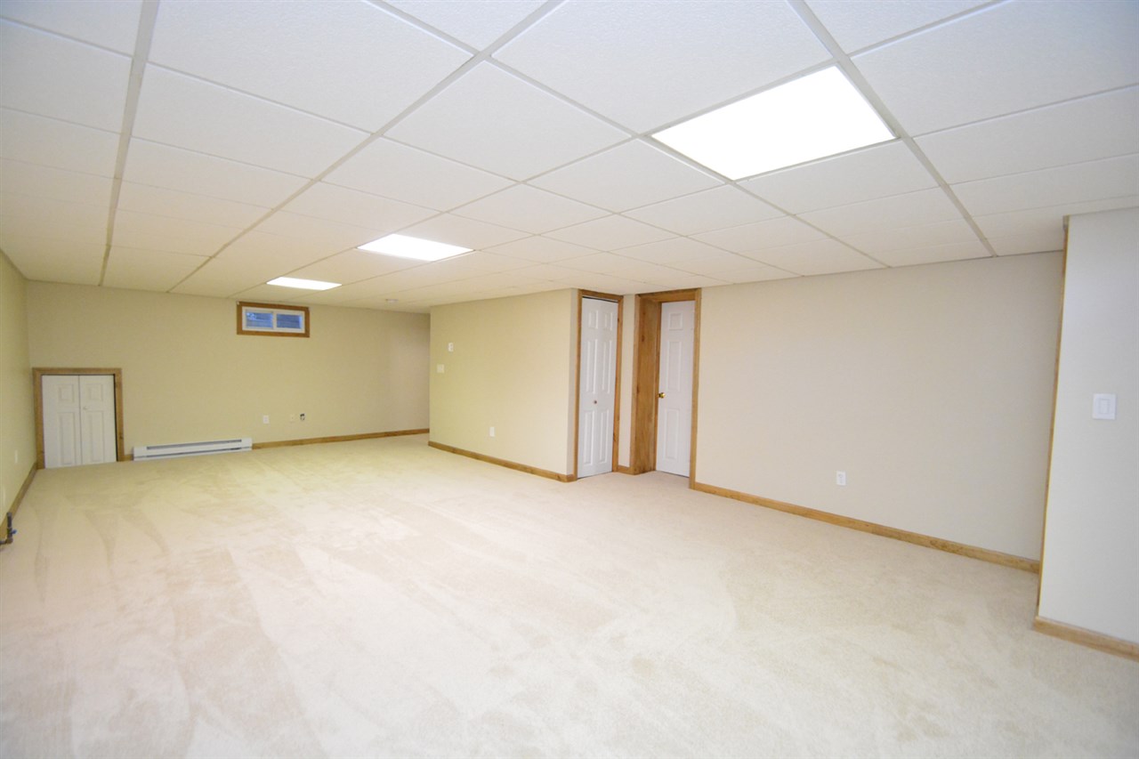 56 Durham Road, Unit 4 Dover, NH 03820 - Photo 27 of 39