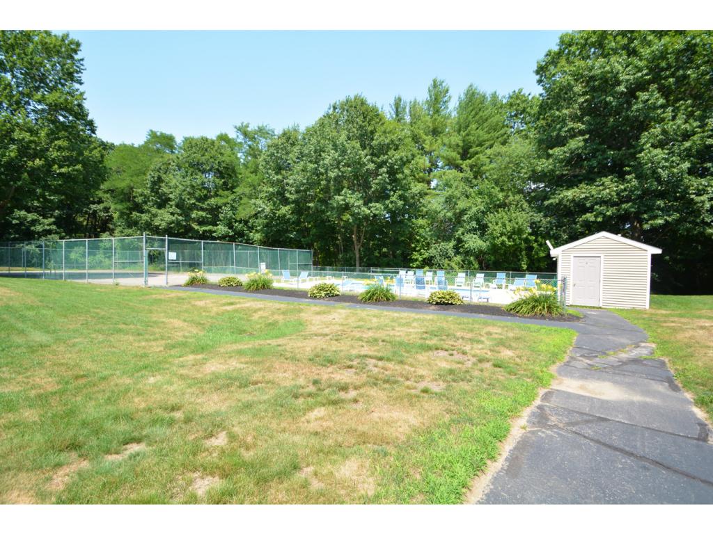 56 Durham Road, Unit 4 Dover, NH 03820 - Photo 33 of 39