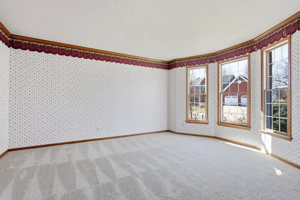 $649,900 | 2101 Nicholas Court, Bettendorf, IA 52722