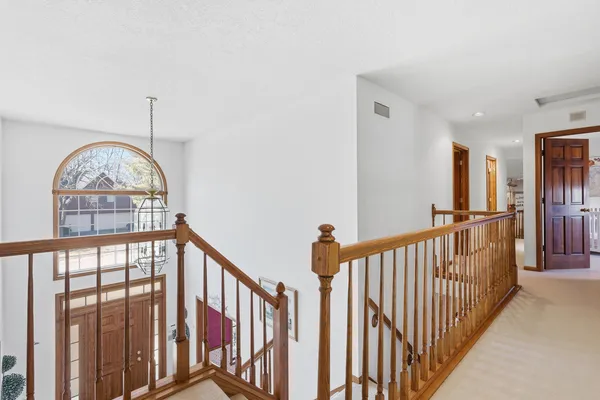 $649,900 | 2101 Nicholas Court, Bettendorf, IA 52722