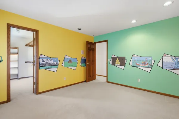 $649,900 | 2101 Nicholas Court, Bettendorf, IA 52722