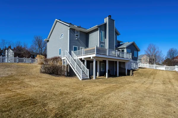 $649,900 | 2101 Nicholas Court, Bettendorf, IA 52722