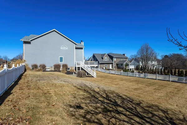$649,900 | 2101 Nicholas Court, Bettendorf, IA 52722