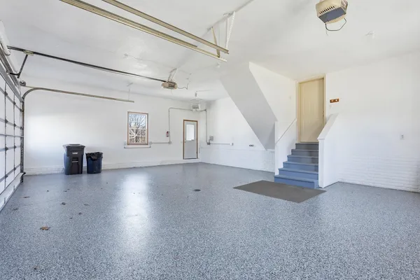 $649,900 | 2101 Nicholas Court, Bettendorf, IA 52722