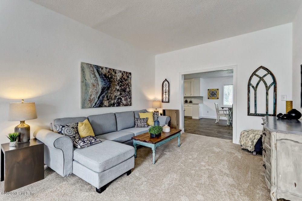 361 Brunswick Road Jacksonville, FL 32216 - Photo 23 of 42 Family Room