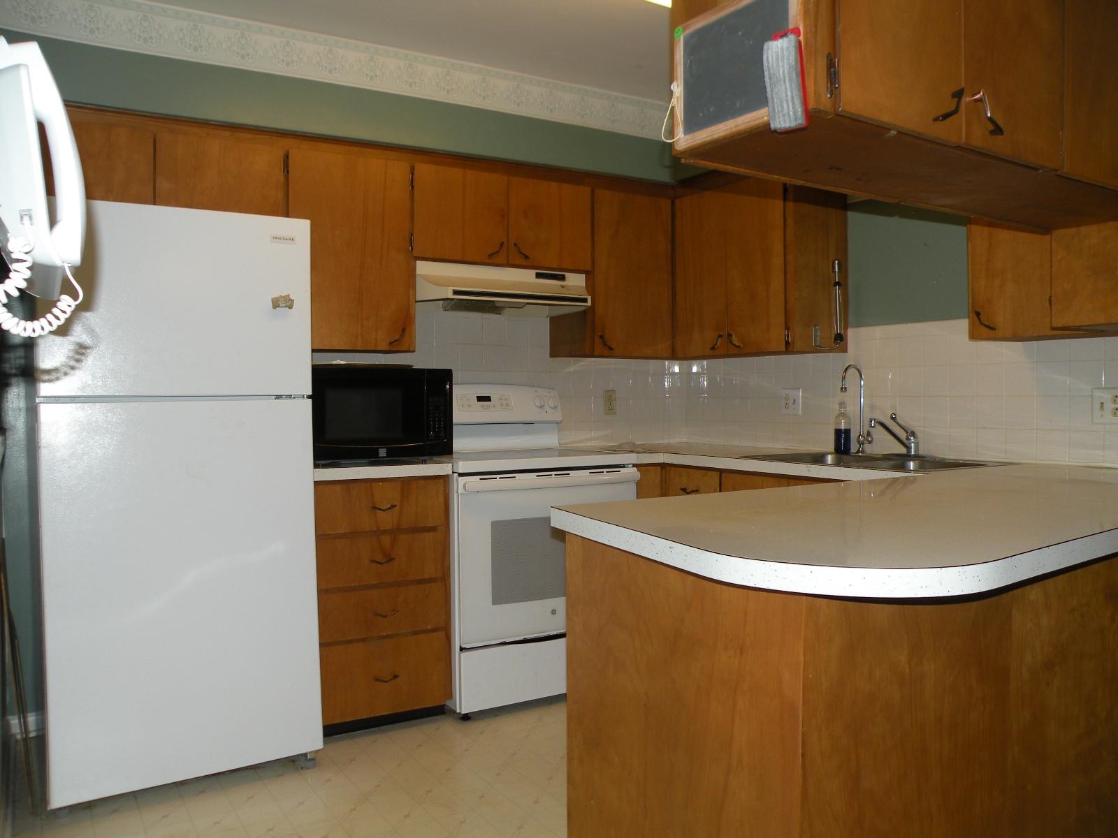 1801 Copas Road Owosso, MI 48867 - Photo 5 of 20 Kitchen