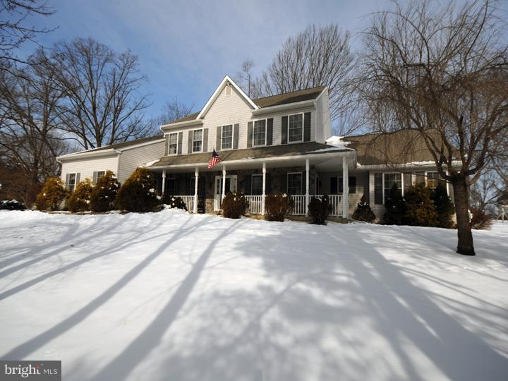 176 Durham Road Newtown, PA 18940 - Photo 1 of 25