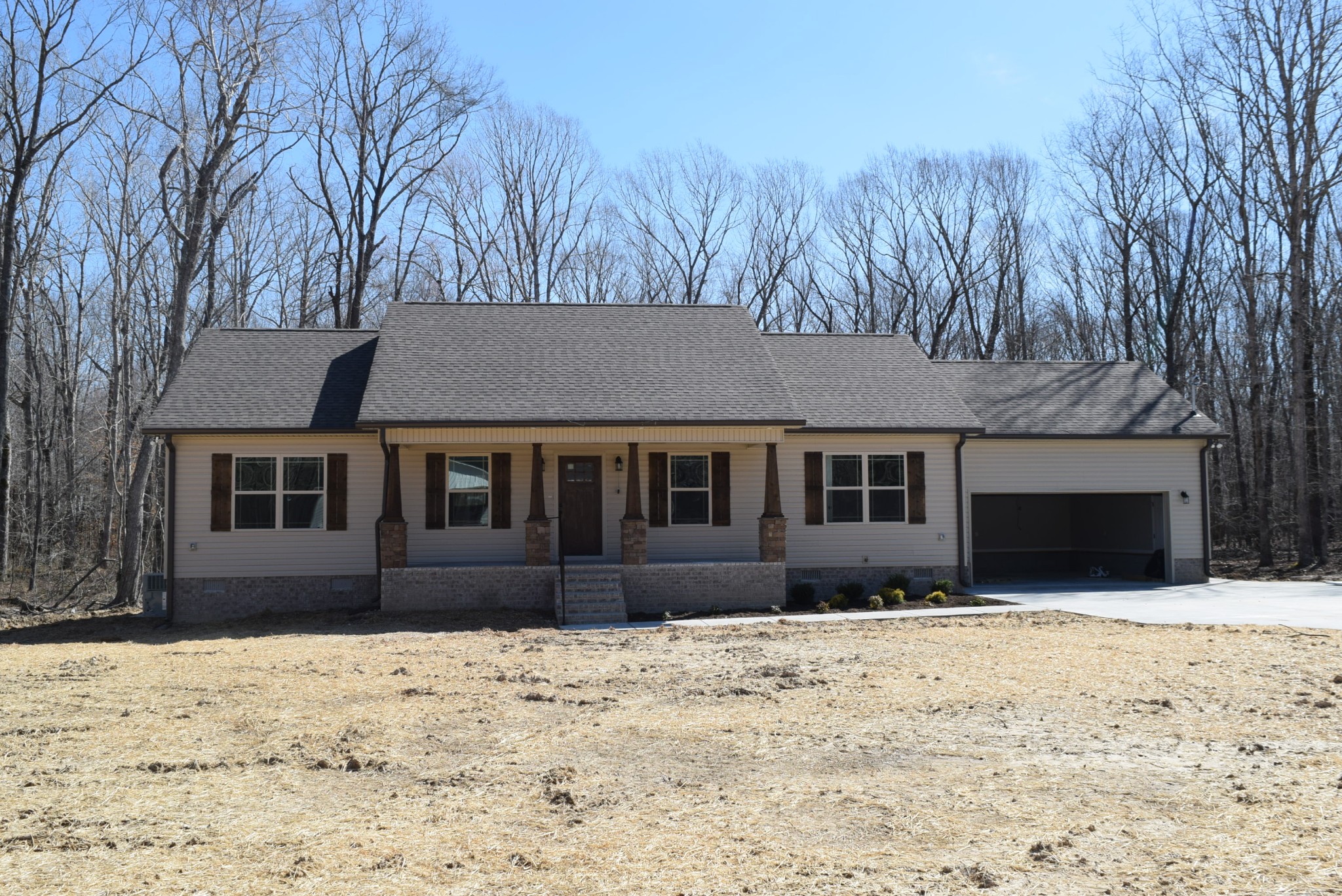 637 Ballard Road Manchester, TN 37355 - Photo 1 of 8