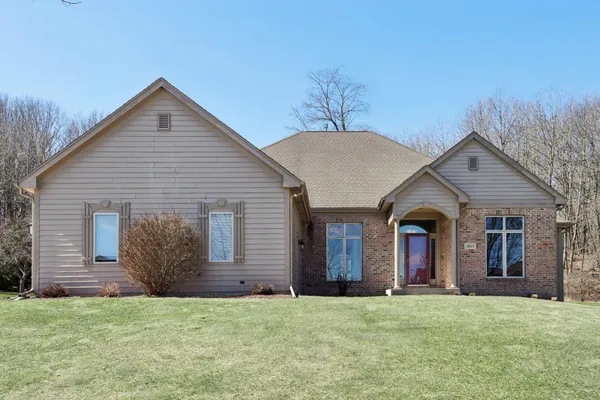 $687,500 | 1520 Pamme Court, West Bend, WI 53090