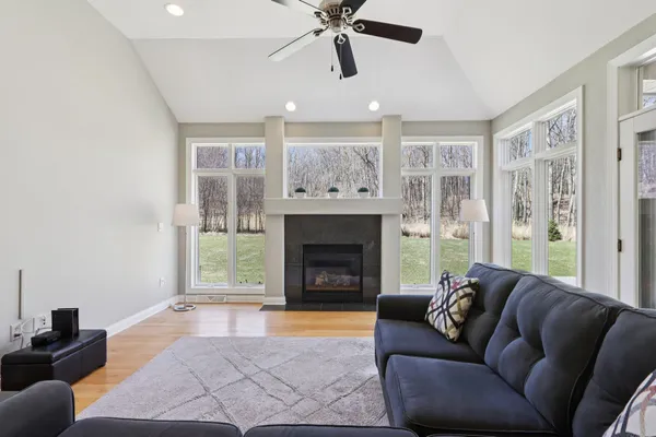 $687,500 | 1520 Pamme Court, West Bend, WI 53090